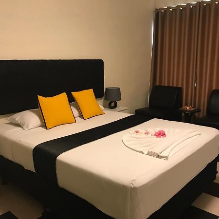 Moatoga Hotel Апиа Экстерьер фото