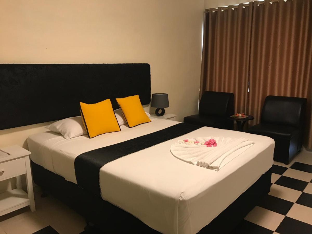 Moatoga Hotel Апиа Экстерьер фото