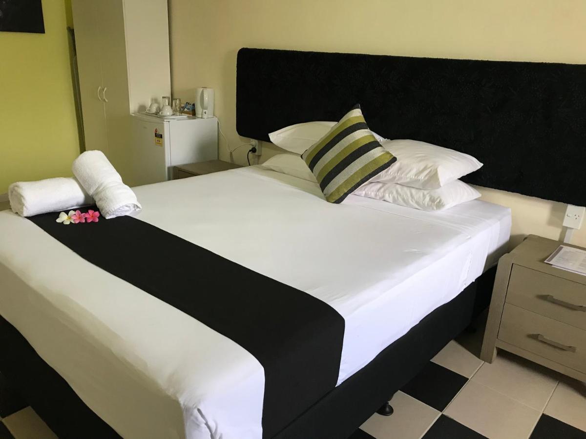 Moatoga Hotel Апиа Экстерьер фото
