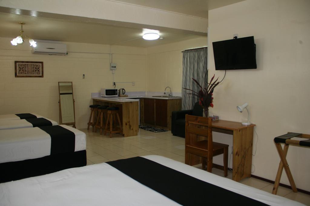 Moatoga Hotel Апиа Экстерьер фото
