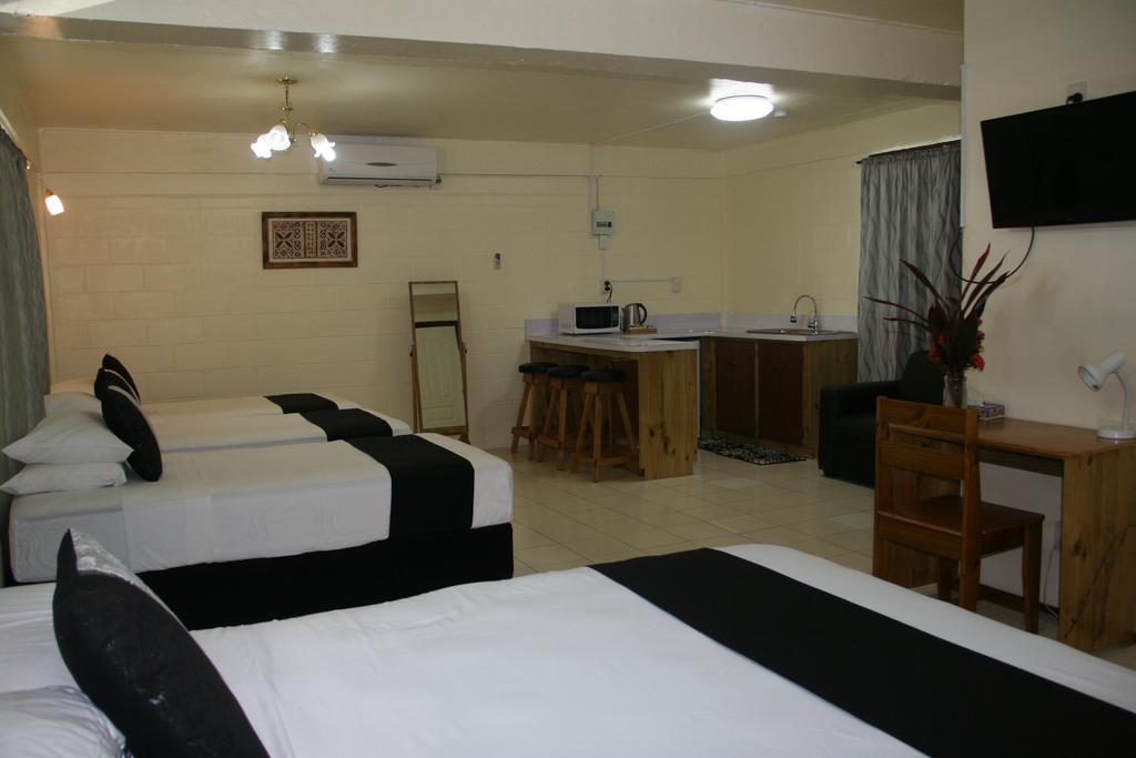 Moatoga Hotel Апиа Экстерьер фото