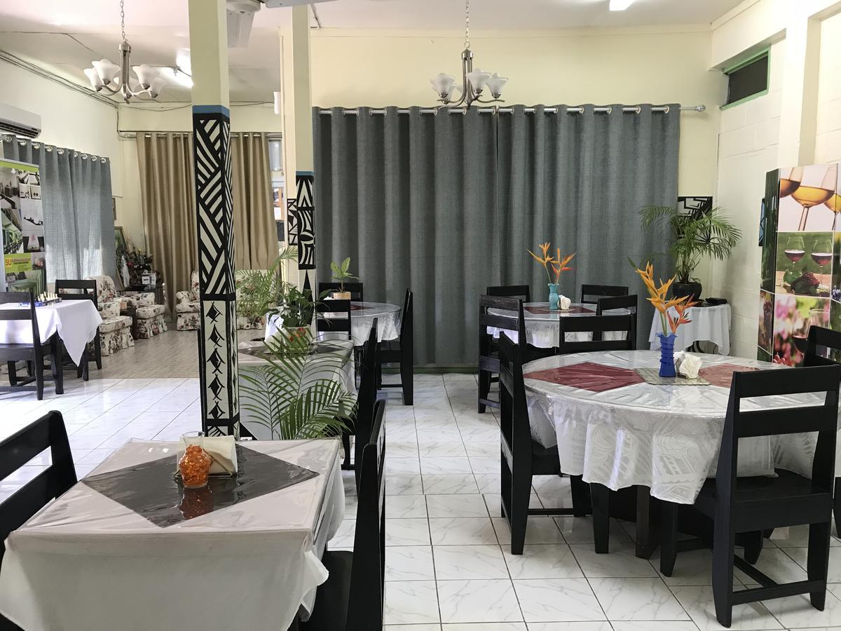 Moatoga Hotel Апиа Экстерьер фото
