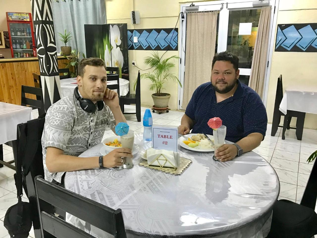 Moatoga Hotel Апиа Экстерьер фото