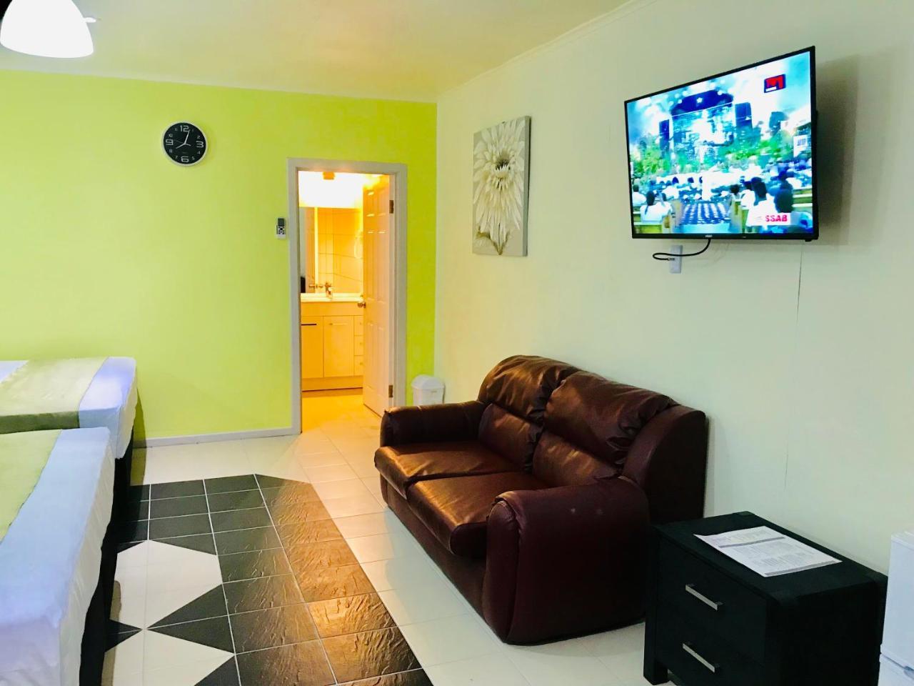 Moatoga Hotel Апиа Экстерьер фото
